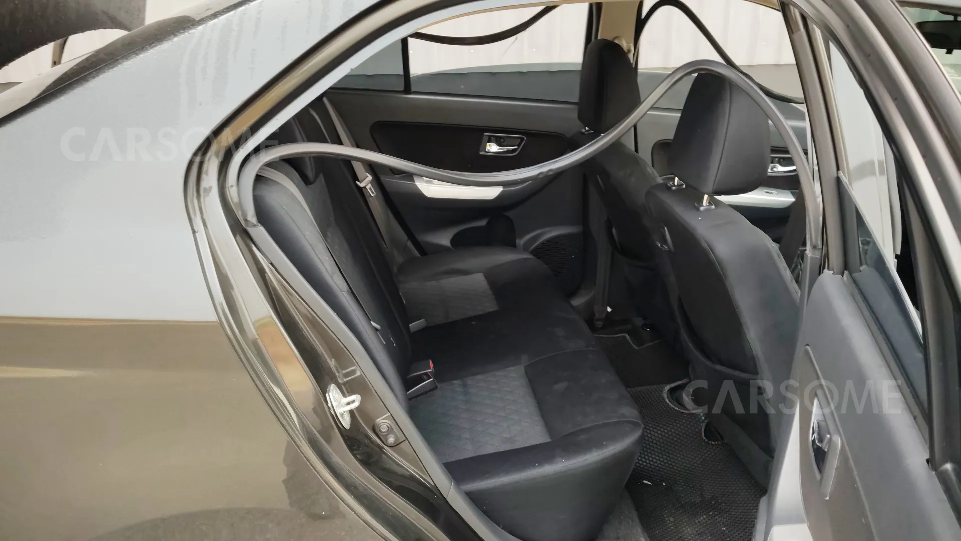 古晋（砂拉越）出售的二手 2022 Perodua Bezza 1.3 X，Black，第 8 张