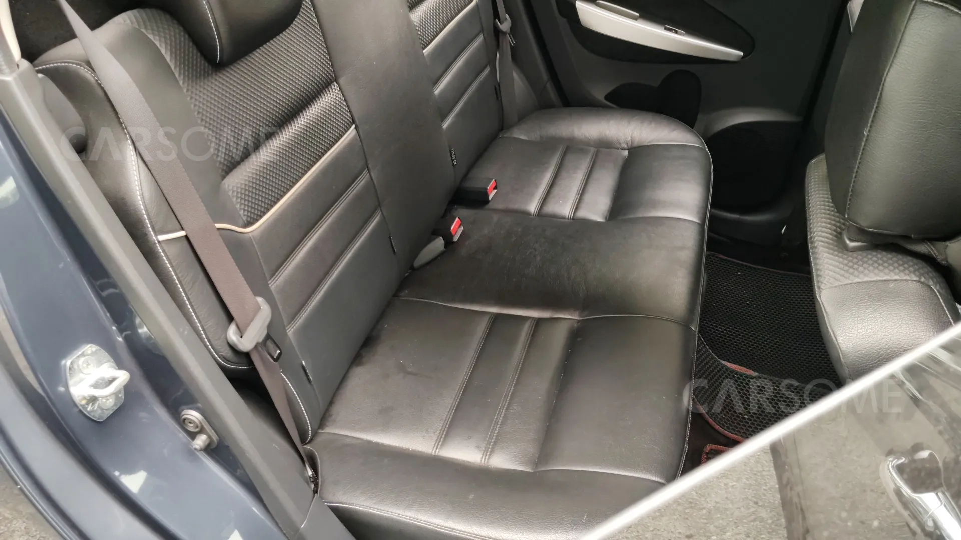 2019 Perodua Axia 1.0 AV terpakai warna Blue untuk dijual di Kuching, Sarawak, gambar 8